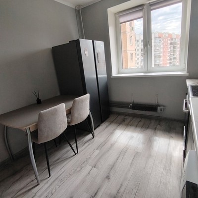 Продам двухкомнатную (2-комн.) квартиру, Новокосинская ул, 14к7, Москва г