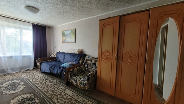 Продам трехкомнатную (3-комн.) квартиру, Комарова ул, 2, Камское Устье пгт