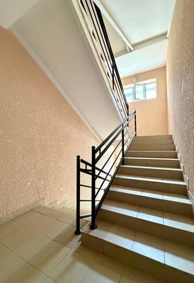 Продам двухкомнатную (2-комн.) квартиру, 2-я Надречная ул, 126, Нальчик г