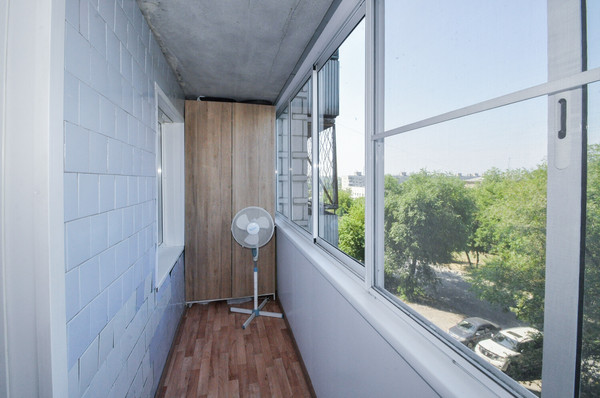 Продам трехкомнатную (3-комн.) квартиру, Станиславского ул, 33, Новосибирск г