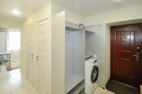 Продам трехкомнатную (3-комн.) квартиру, Станиславского ул, 33, Новосибирск г