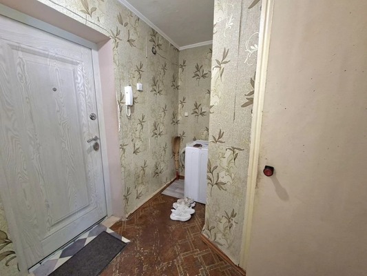 Продам однокомнатную (1-комн.) квартиру, Гоголя ул, 73, Тихорецк г