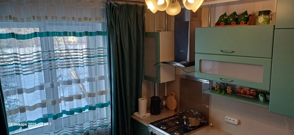 Продам двухкомнатную (2-комн.) квартиру, Большой пр-кт, 10, Семрино п
