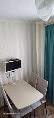 Продам двухкомнатную (2-комн.) квартиру, Большой пр-кт, 10, Семрино п