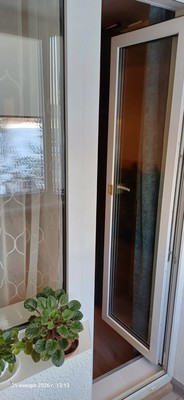 Продам двухкомнатную (2-комн.) квартиру, Большой пр-кт, 10, Семрино п