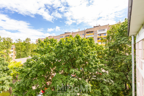 Продам двухкомнатную (2-комн.) квартиру, Кузнецовская ул, 8к3 литера А, Санкт-Петербург г