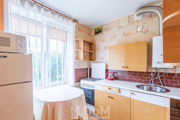 Продам двухкомнатную (2-комн.) квартиру, Кузнецовская ул, 8к3 литера А, Санкт-Петербург г