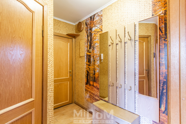 Продам двухкомнатную (2-комн.) квартиру, Кузнецовская ул, 8к3 литера А, Санкт-Петербург г