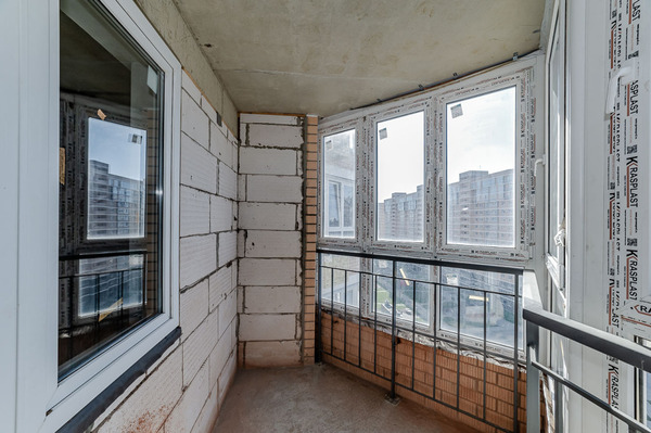 Продам двухкомнатную (2-комн.) квартиру, Ветеранов ул, 85, Краснодар г