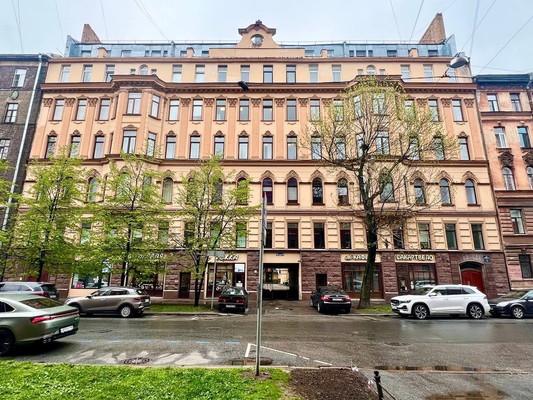 Продам однокомнатную (1-комн.) квартиру, 12-я В.О. линия, 13, Санкт-Петербург г