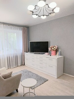 Продам двухкомнатную (2-комн.) квартиру, Льва Шатрова ул, 8, Пермь г