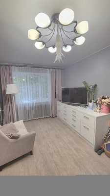 Продам двухкомнатную (2-комн.) квартиру, Льва Шатрова ул, 8, Пермь г