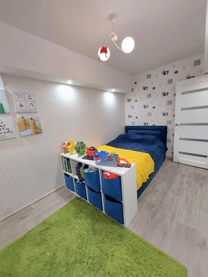Продам двухкомнатную (2-комн.) квартиру, Льва Шатрова ул, 8, Пермь г