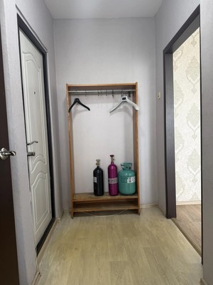 Продам трехкомнатную (3-комн.) квартиру, Обручева ул, 4к1, Москва г
