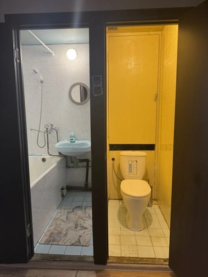 Продам трехкомнатную (3-комн.) квартиру, Обручева ул, 4к1, Москва г