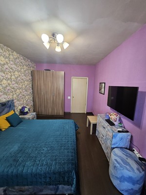 Продам двухкомнатную (2-комн.) квартиру, Серова ул, 51/11, Казань г