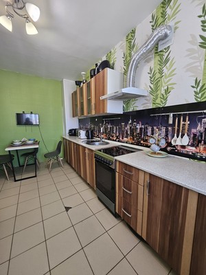 Продам двухкомнатную (2-комн.) квартиру, Серова ул, 51/11, Казань г