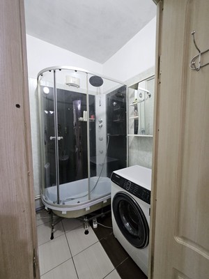 Продам двухкомнатную (2-комн.) квартиру, Серова ул, 51/11, Казань г