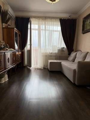 Продам двухкомнатную (2-комн.) квартиру, Лермонтова ул, 16, Симферополь г