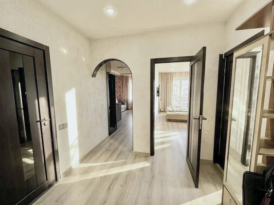 Продам однокомнатную (1-комн.) квартиру, Дмитровская ул, 6а, Базарово д