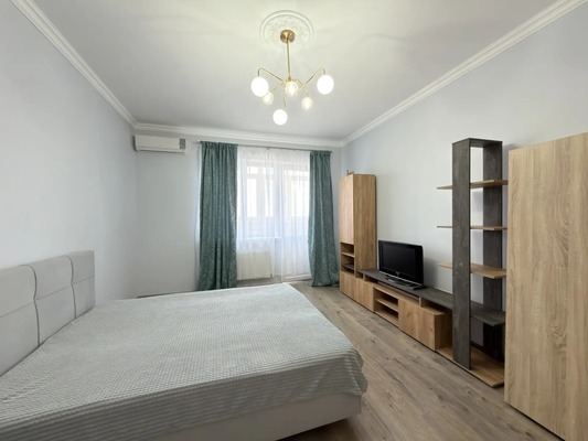 Продам двухкомнатную (2-комн.) квартиру, Октябрьская ул, 181/2, Краснодар г