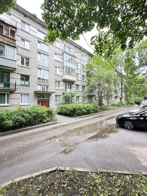 Продам двухкомнатную (2-комн.) квартиру, Ленинградская ул, 69, Пушкин г