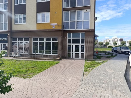 Сдам торговое помещение 69,04 м2, Елизаветинская ул, 4, Калининград г