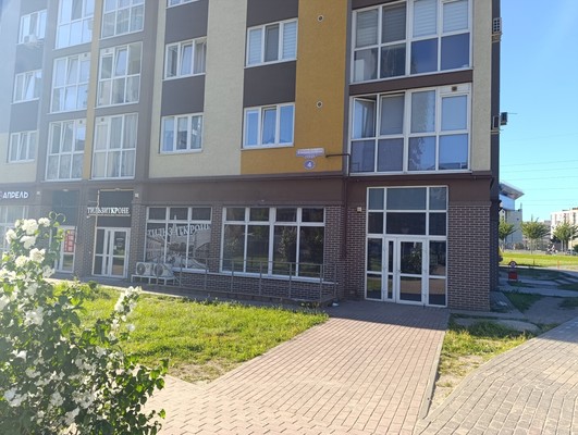 Сдам торговое помещение 69,04 м2, Елизаветинская ул, 4, Калининград г