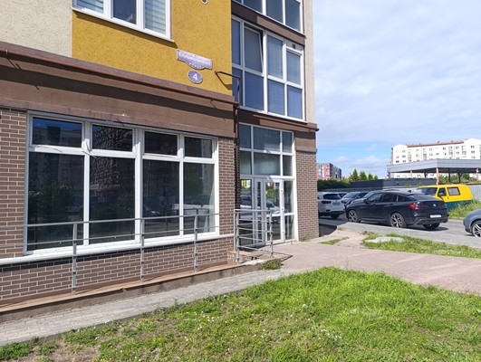 Сдам торговое помещение 69,04 м2, Елизаветинская ул, 4, Калининград г