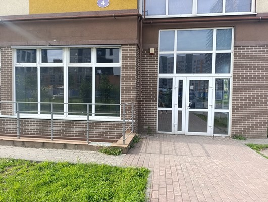 Сдам торговое помещение 69,04 м2, Елизаветинская ул, 4, Калининград г