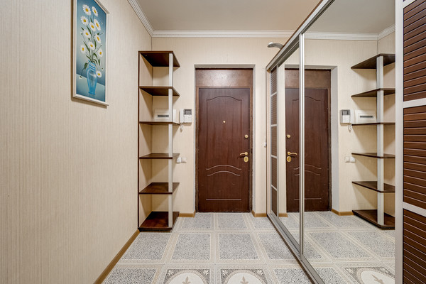 Продам однокомнатную (1-комн.) квартиру, Соловьиная Роща ул, 10, Москва г