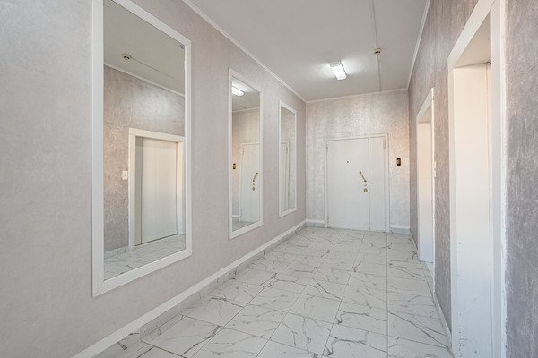 Продам однокомнатную (1-комн.) квартиру, Соловьиная Роща ул, 10, Москва г