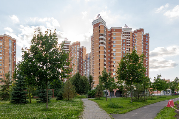 Продам однокомнатную (1-комн.) квартиру, Соловьиная Роща ул, 10, Москва г
