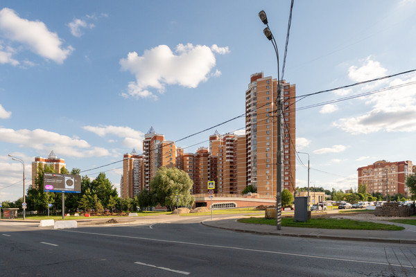Продам однокомнатную (1-комн.) квартиру, Соловьиная Роща ул, 10, Москва г