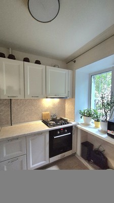 Продам двухкомнатную (2-комн.) квартиру, Льва Шатрова ул, 8, Пермь г
