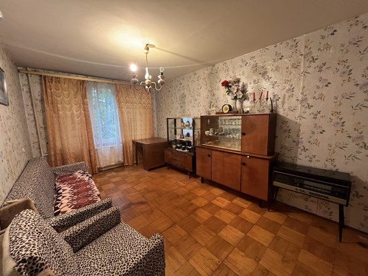 Продам двухкомнатную (2-комн.) квартиру, Петра Смородина ул, 12, Санкт-Петербург г