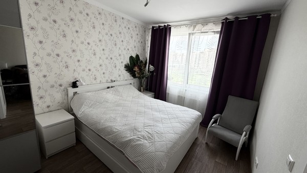 Продам однокомнатную (1-комн.) квартиру, Союзный пр-кт, 10к1, Санкт-Петербург г