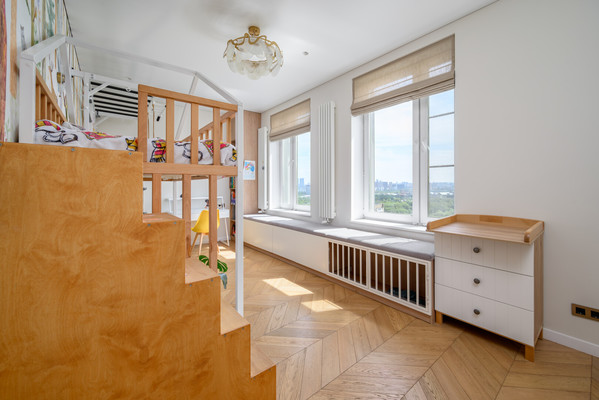 Продам трехкомнатную (3-комн.) квартиру, Багрицкого ул, 18, Москва г