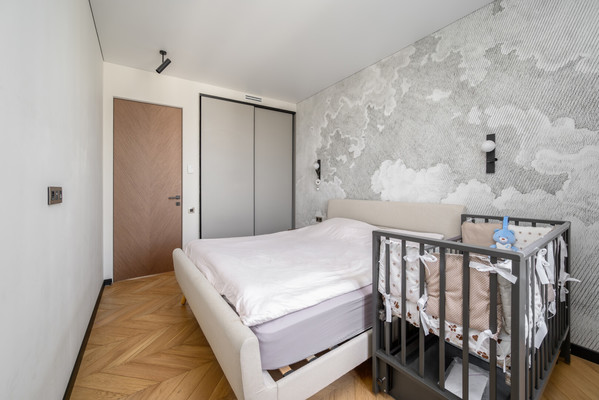 Продам трехкомнатную (3-комн.) квартиру, Багрицкого ул, 18, Москва г