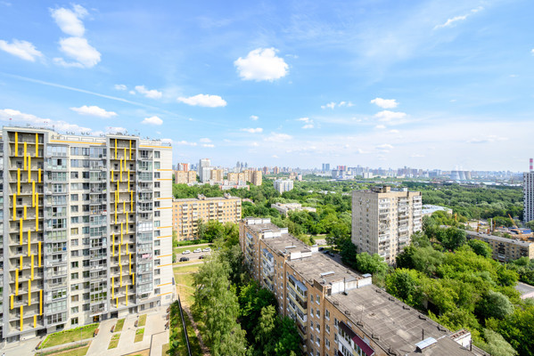 Продам трехкомнатную (3-комн.) квартиру, Багрицкого ул, 18, Москва г