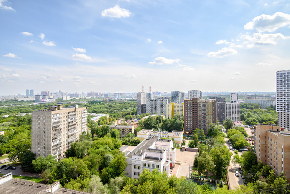 Продам трехкомнатную (3-комн.) квартиру, Багрицкого ул, 18, Москва г