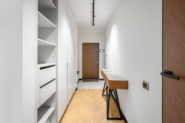 Продам трехкомнатную (3-комн.) квартиру, Багрицкого ул, 18, Москва г