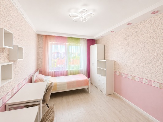 Продам трехкомнатную (3-комн.) квартиру, Печатная ул, 21Б, Калининград г