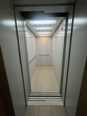 Продам трехкомнатную (3-комн.) квартиру, Печатная ул, 21Б, Калининград г