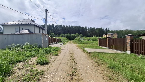 Продам участок 10 соток, ИЖС, Дружбы ул, Колычево д, 0 км от города