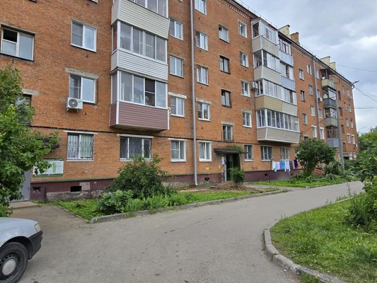 Продам однокомнатную (1-комн.) квартиру, Садовая (Климовск мкр.) ул, 5, Подольск г