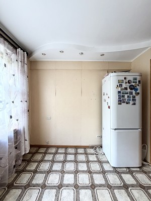 Продам трехкомнатную (3-комн.) квартиру, Пилотов пер, 12, Брянск г