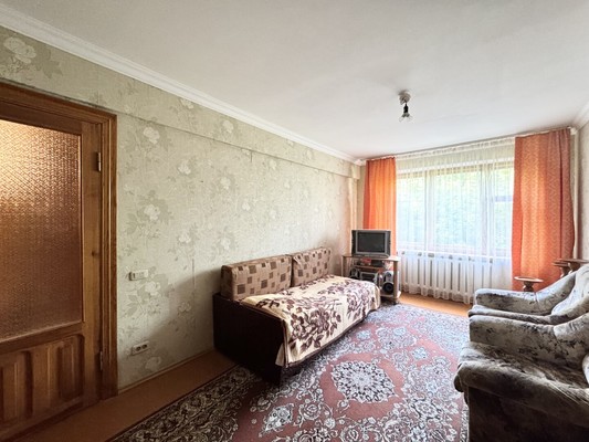 Продам трехкомнатную (3-комн.) квартиру, Пилотов пер, 12, Брянск г