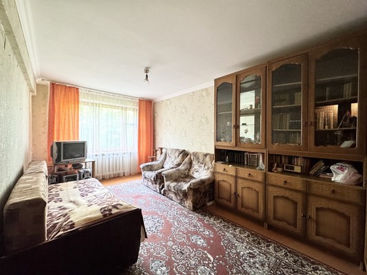 Продам трехкомнатную (3-комн.) квартиру, Пилотов пер, 12, Брянск г