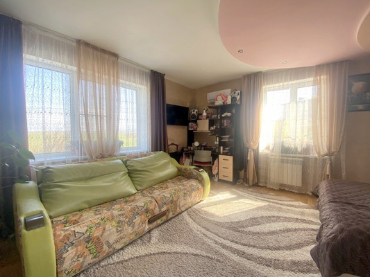 Продам трехкомнатную (3-комн.) квартиру, Русская ул, 23, Анапа г